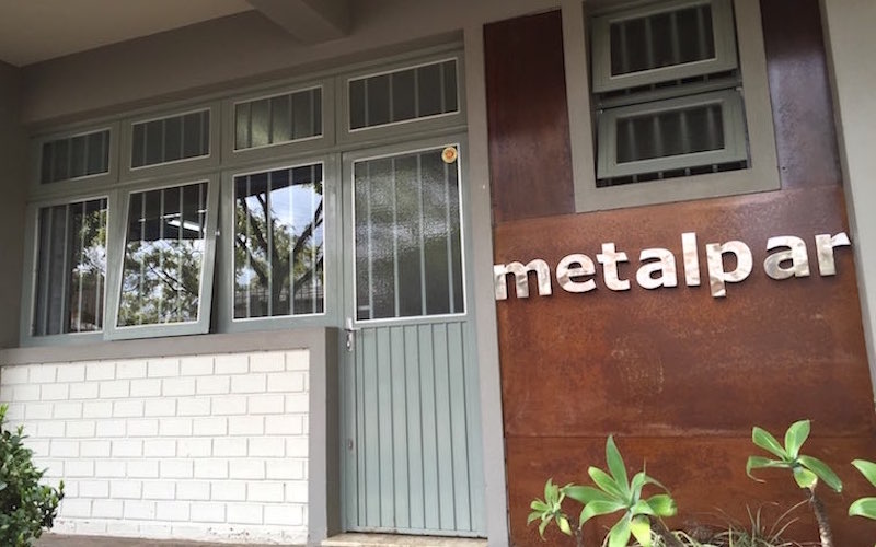Metalpar - Fachada de entrada